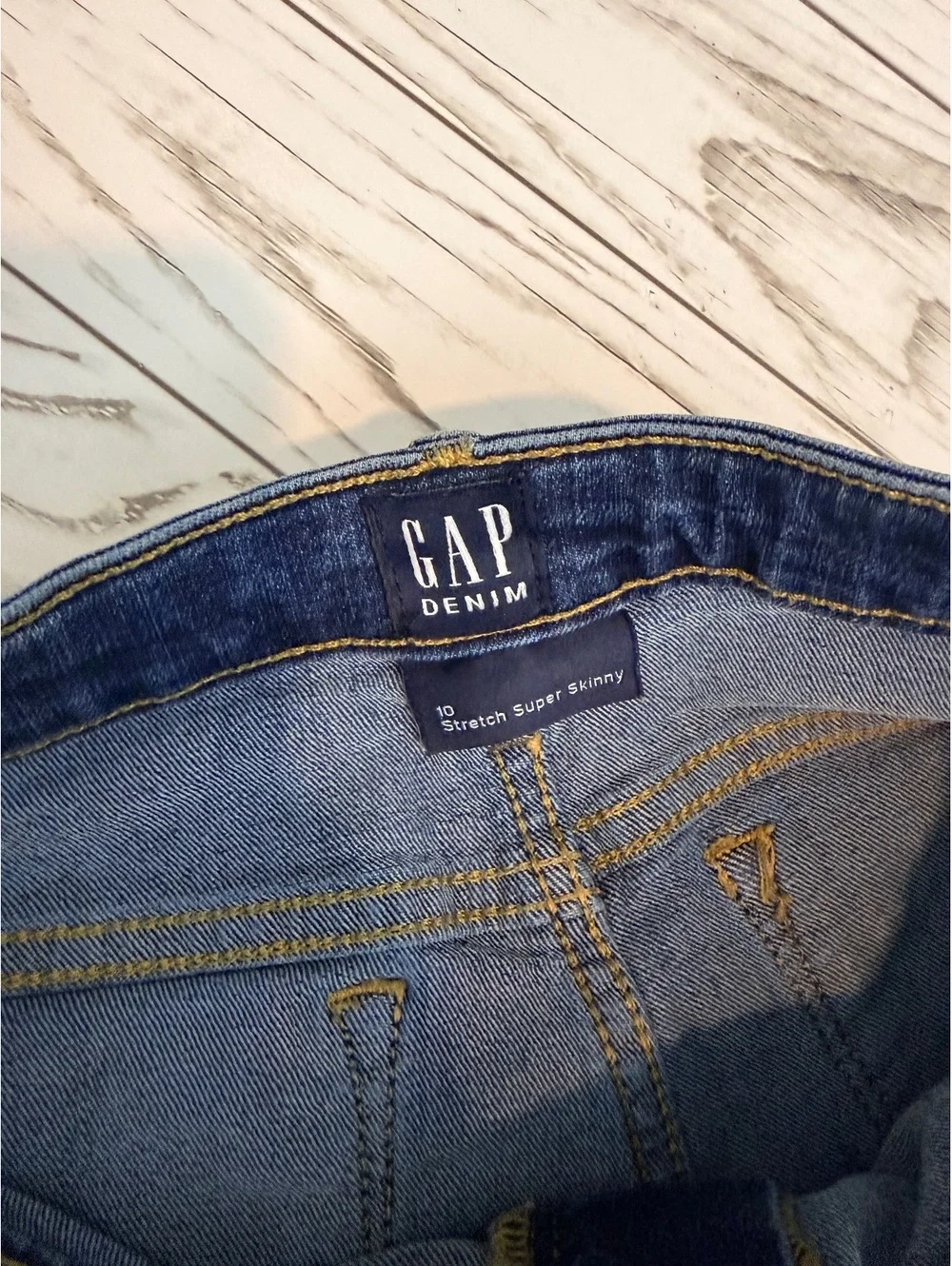 GAP these girls